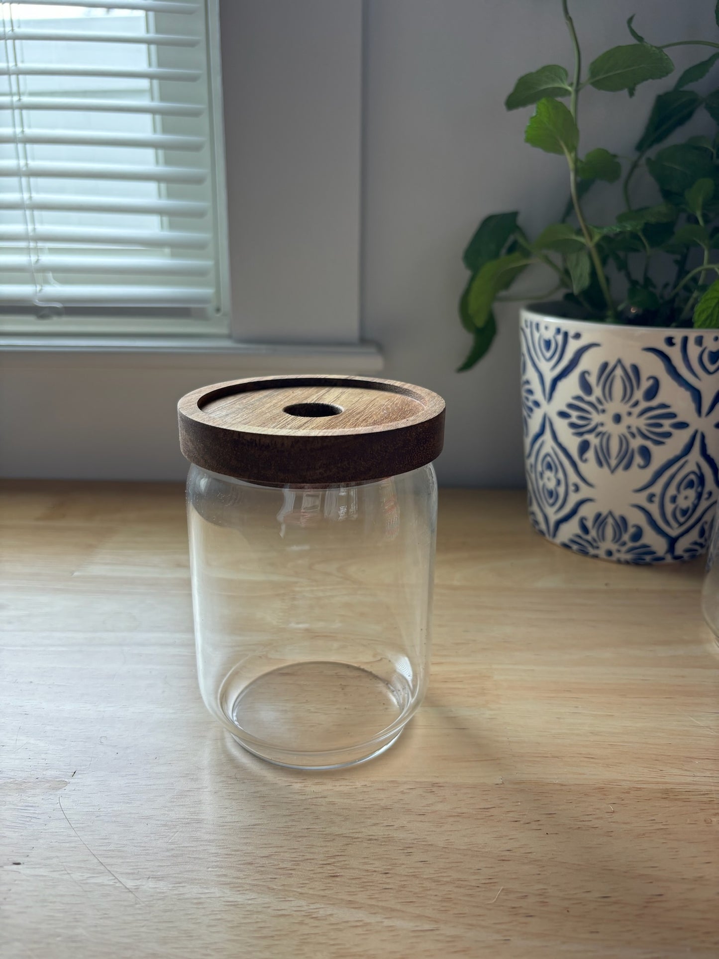 Glass Jar with Acacia Lid - Medium